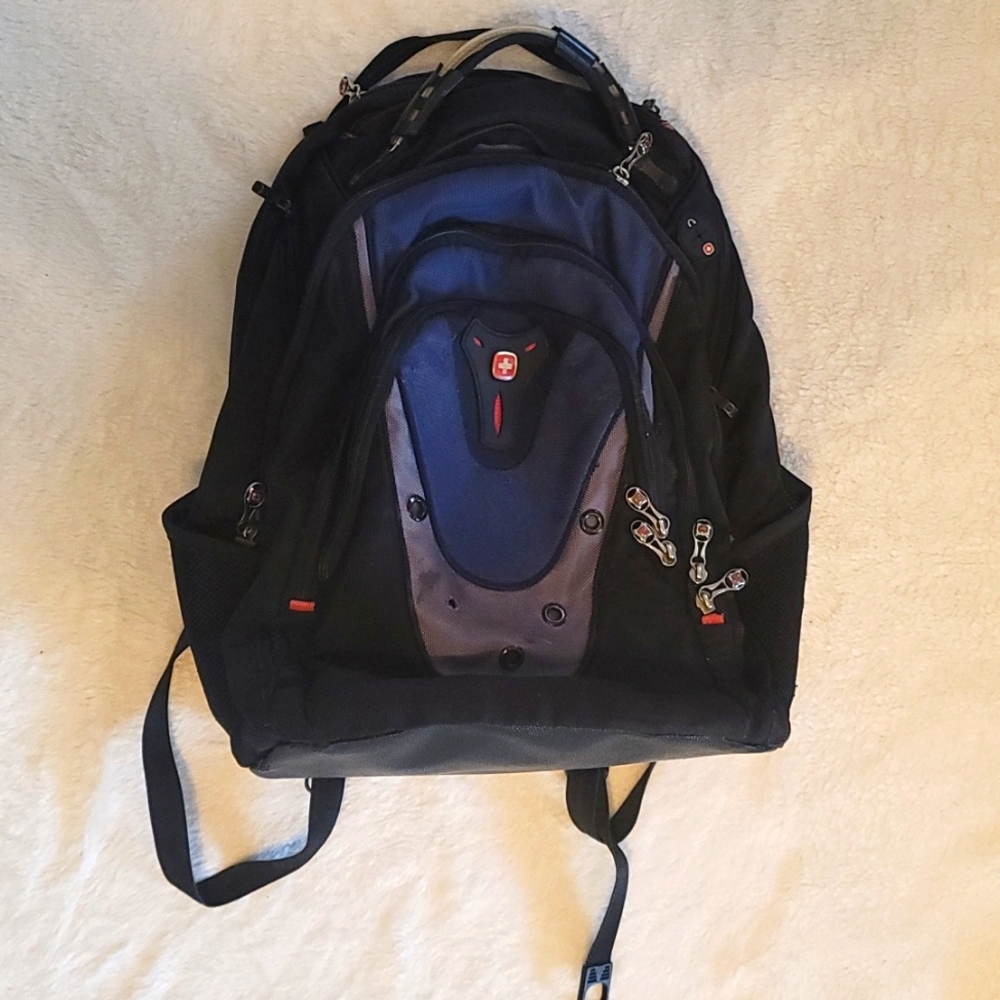 SwissGear‎ multi function backpack